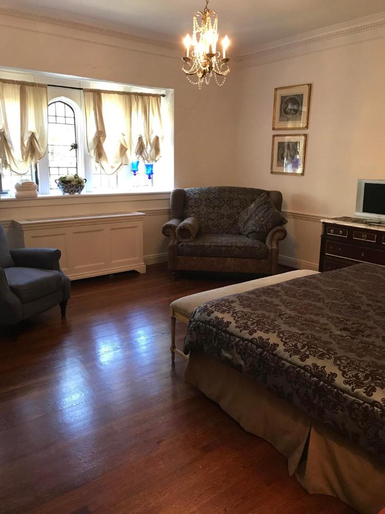 Standard Family Room interior
